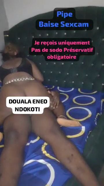 Une langue chaude sur ta verge ? Retrouve bb 💖 - rencontre_escortes Douala, Eneo NDOKOTI | Jeyamoo