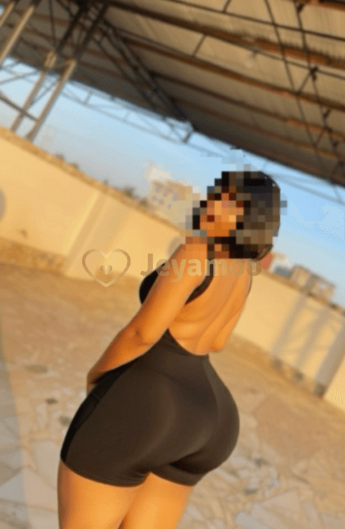 Belle au forme généreuses - rencontre_escortes Bafoussam, Carrefour mosqué | Jeyamoo