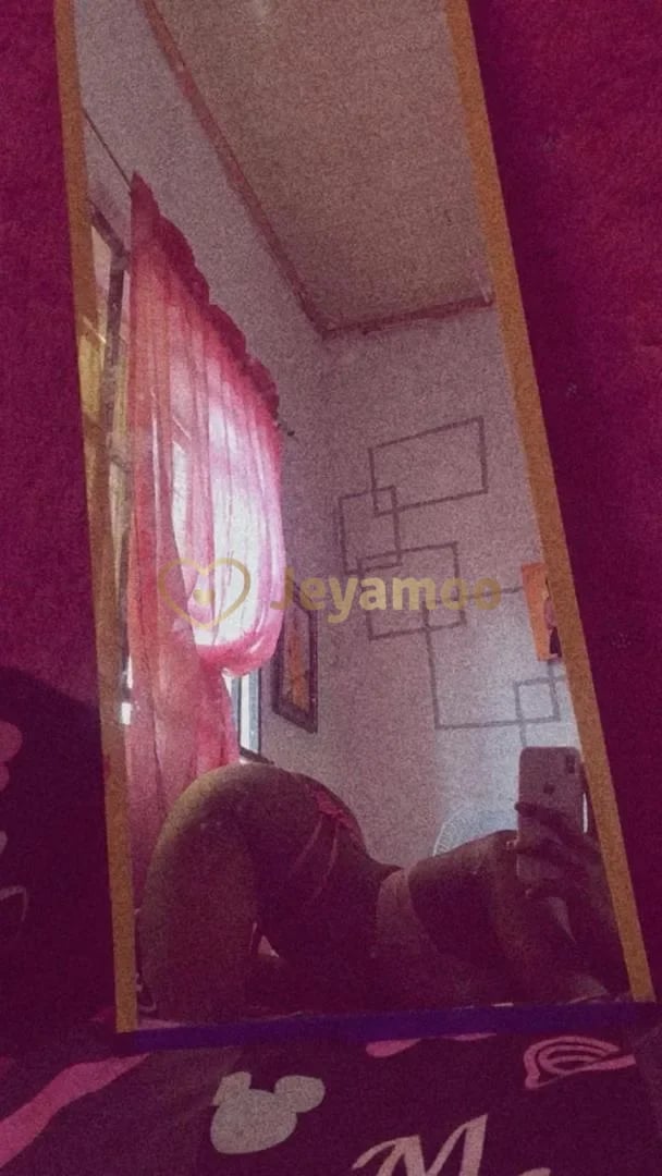 Tres jolie est sexuelle - rencontre_escortes Ngaoundere, Centre-ville | Jeyamoo