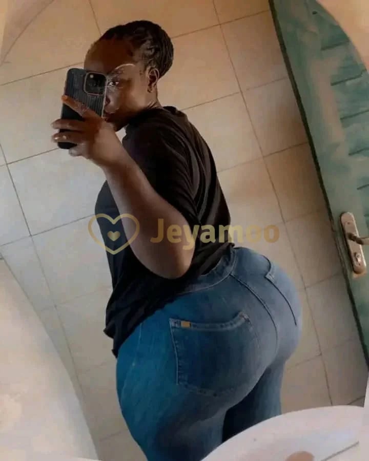 Katchy perversion au clitoris tendu - rencontre_escortes Douala, Ange Raphaël | Jeyamoo